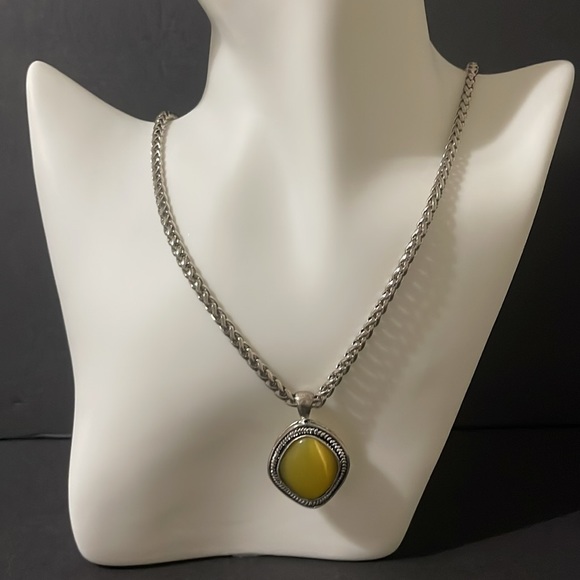 SILVER FOXTAIL CHAIN WITH 4 PENDANTS BUNDLE - Picture 7 of 11